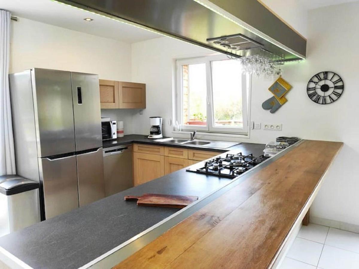 Cozy Holiday Home In Givonne Ngoại thất bức ảnh